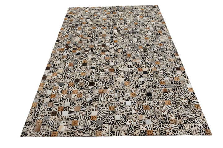 5' x 8' Cowhide Leather Rug
