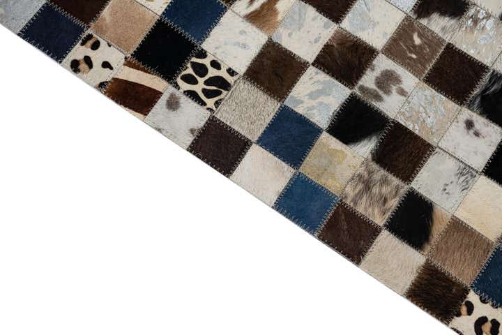 5' x 7' 10 Cowhide Leather Rug