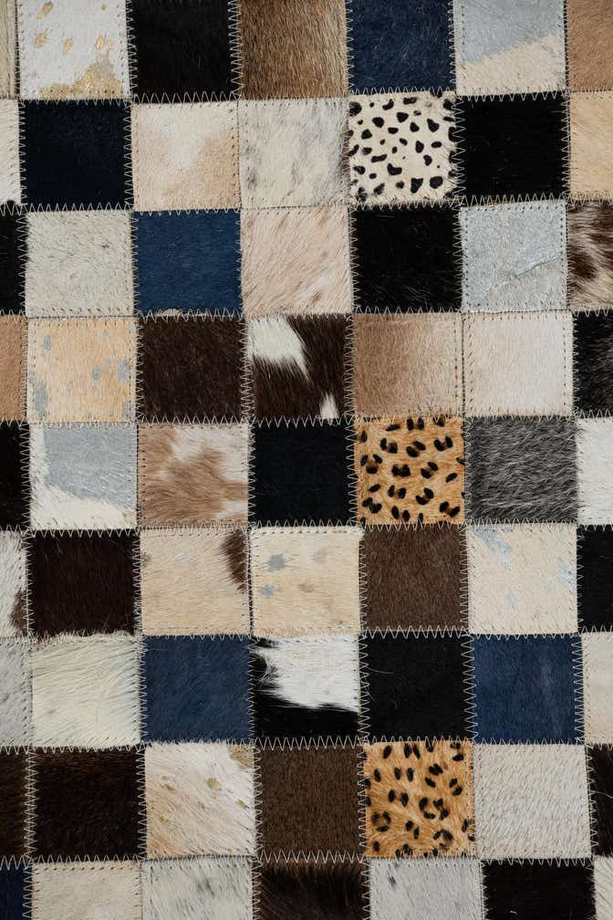 5' x 7' 10 Cowhide Leather Rug