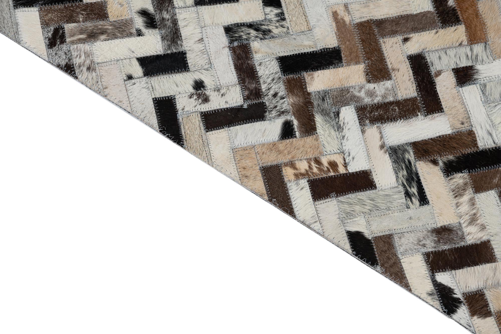 5' x 7' 7 Cowhide Leather Rug