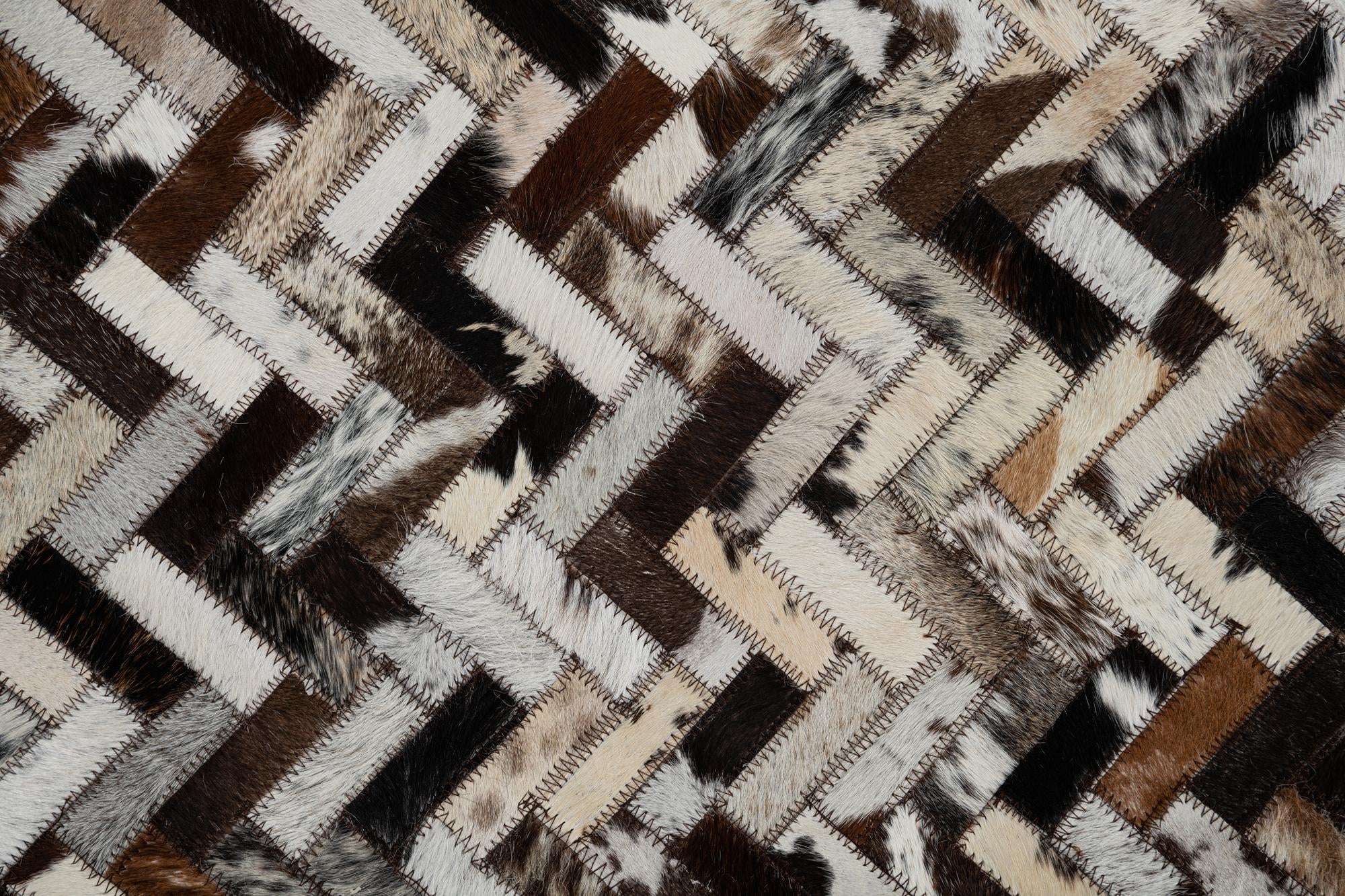 5' x 7' 10 Cowhide Leather Rug