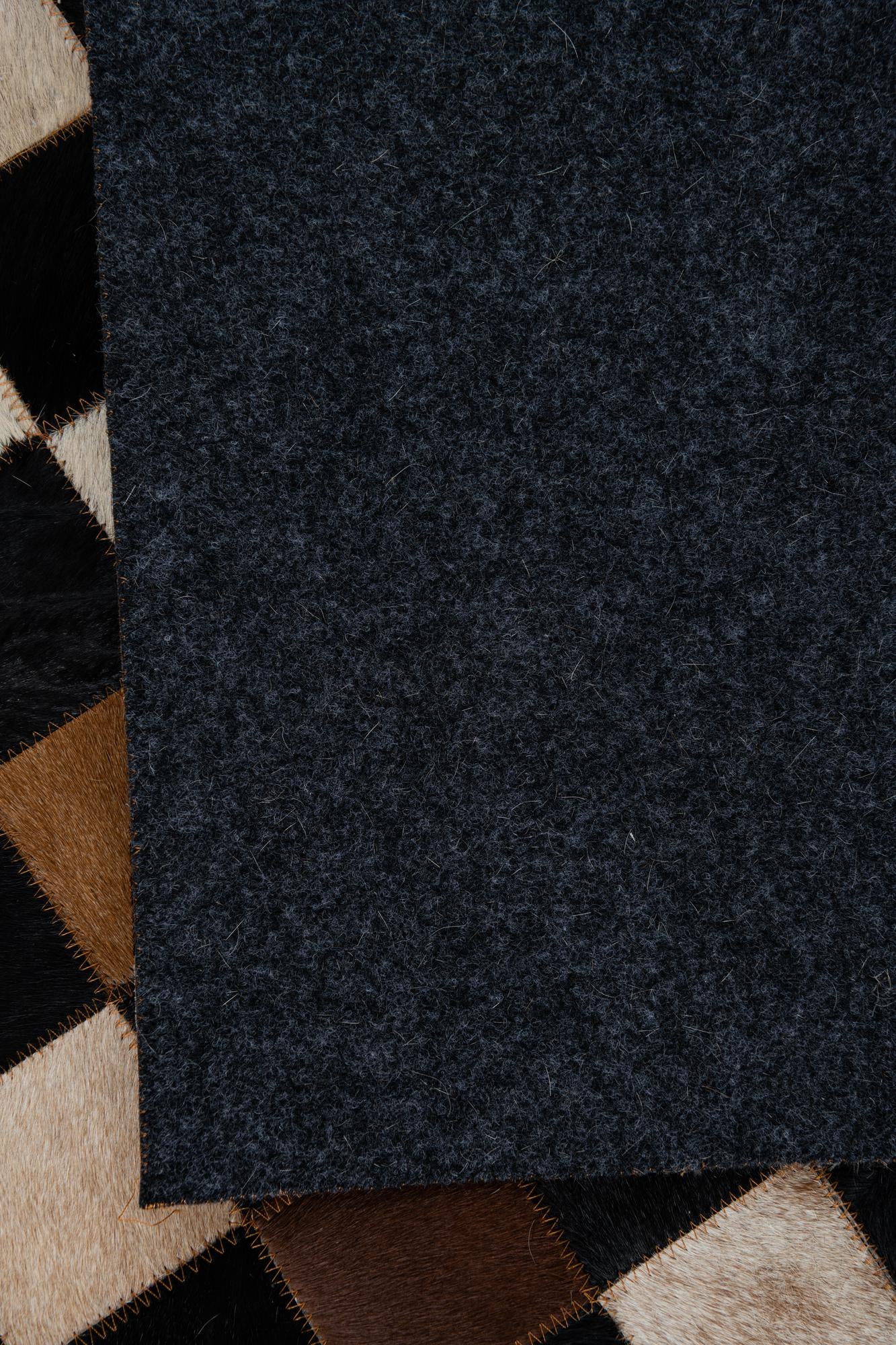 5' x 8' Cowhide Leather Rug