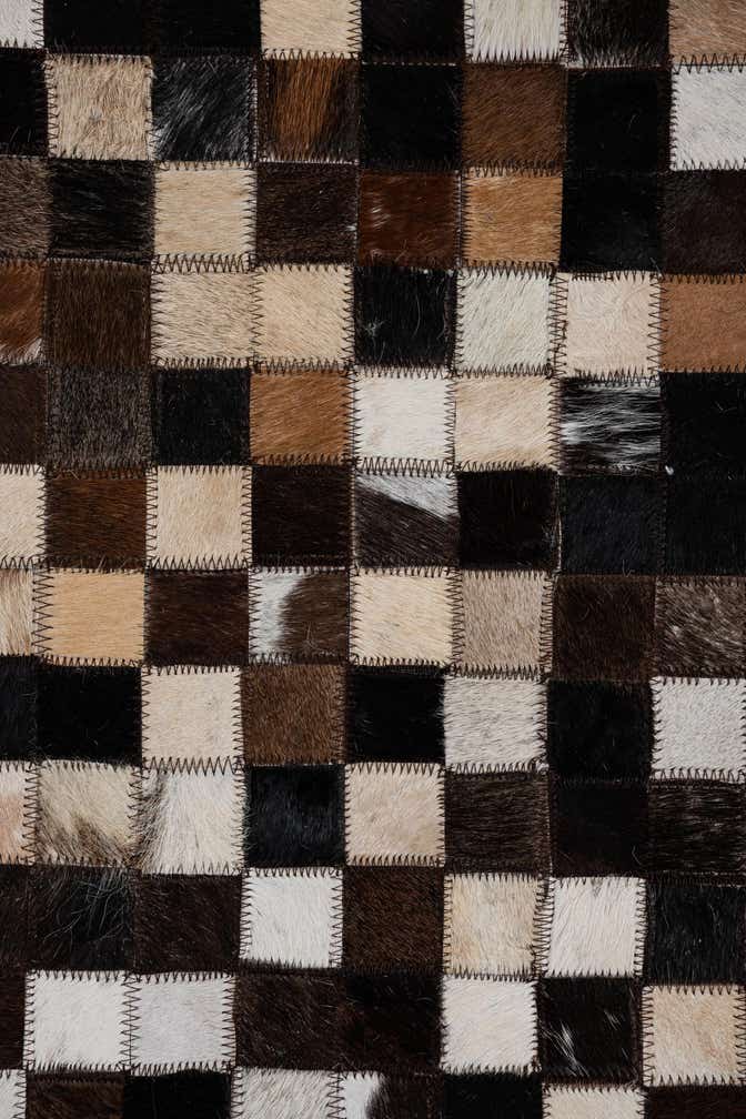 8' x 9' 10 Cowhide Leather Rug