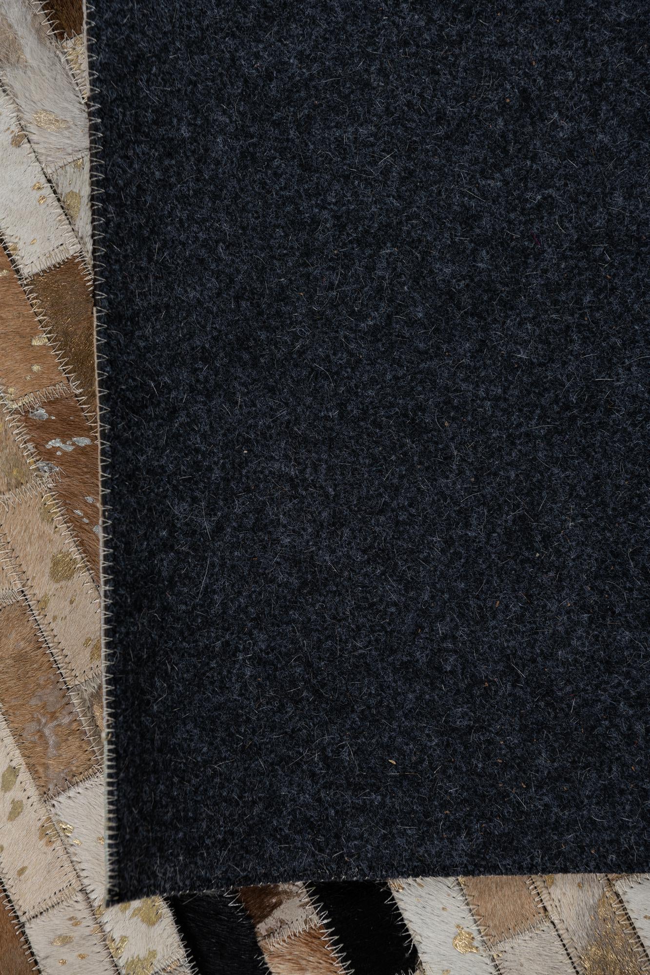 8' x 10' Cowhide Leather Rug