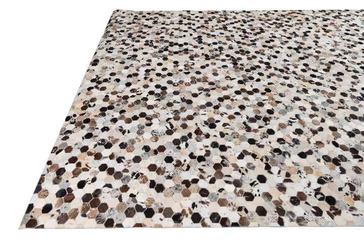 8' 1 x 10' Cowhide Leather Rug