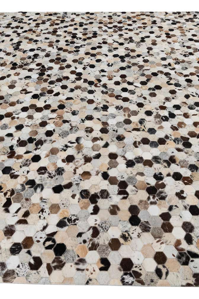 8' 1 x 10' Cowhide Leather Rug