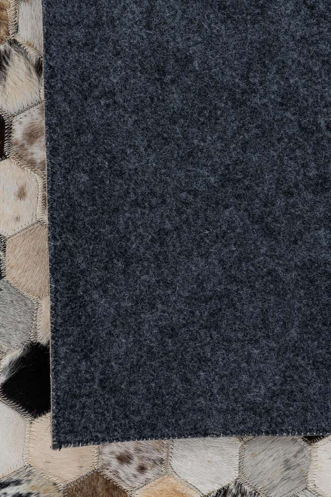 8' 1 x 10' Cowhide Leather Rug