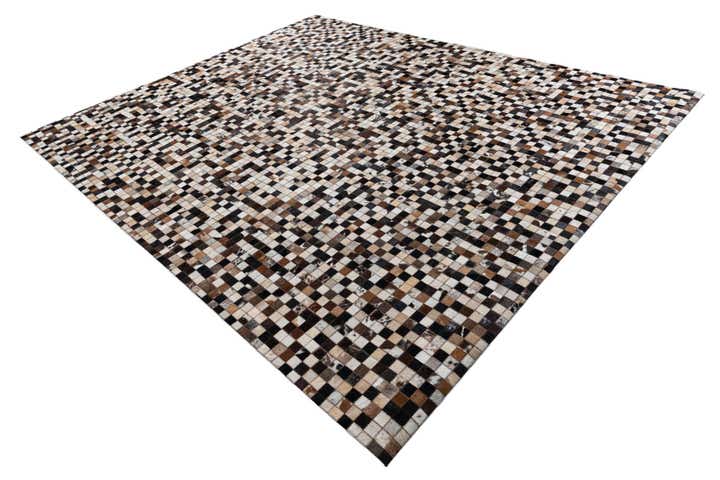 8' 2 x 10' Cowhide Leather Rug