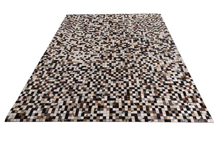 8' 2 x 10' Cowhide Leather Rug