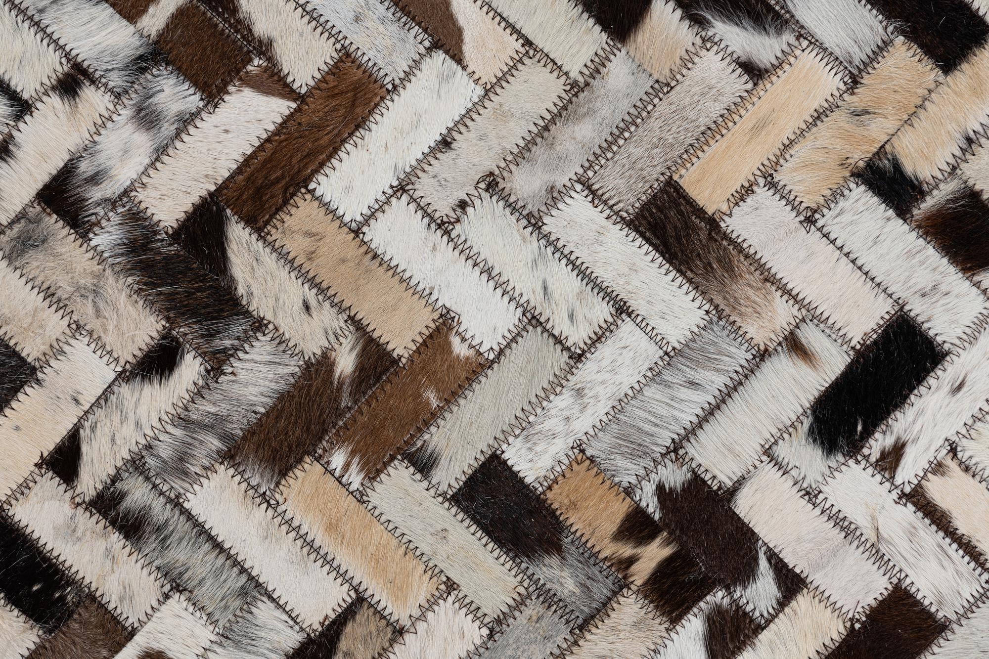 8' 2 x 10' Cowhide Leather Rug