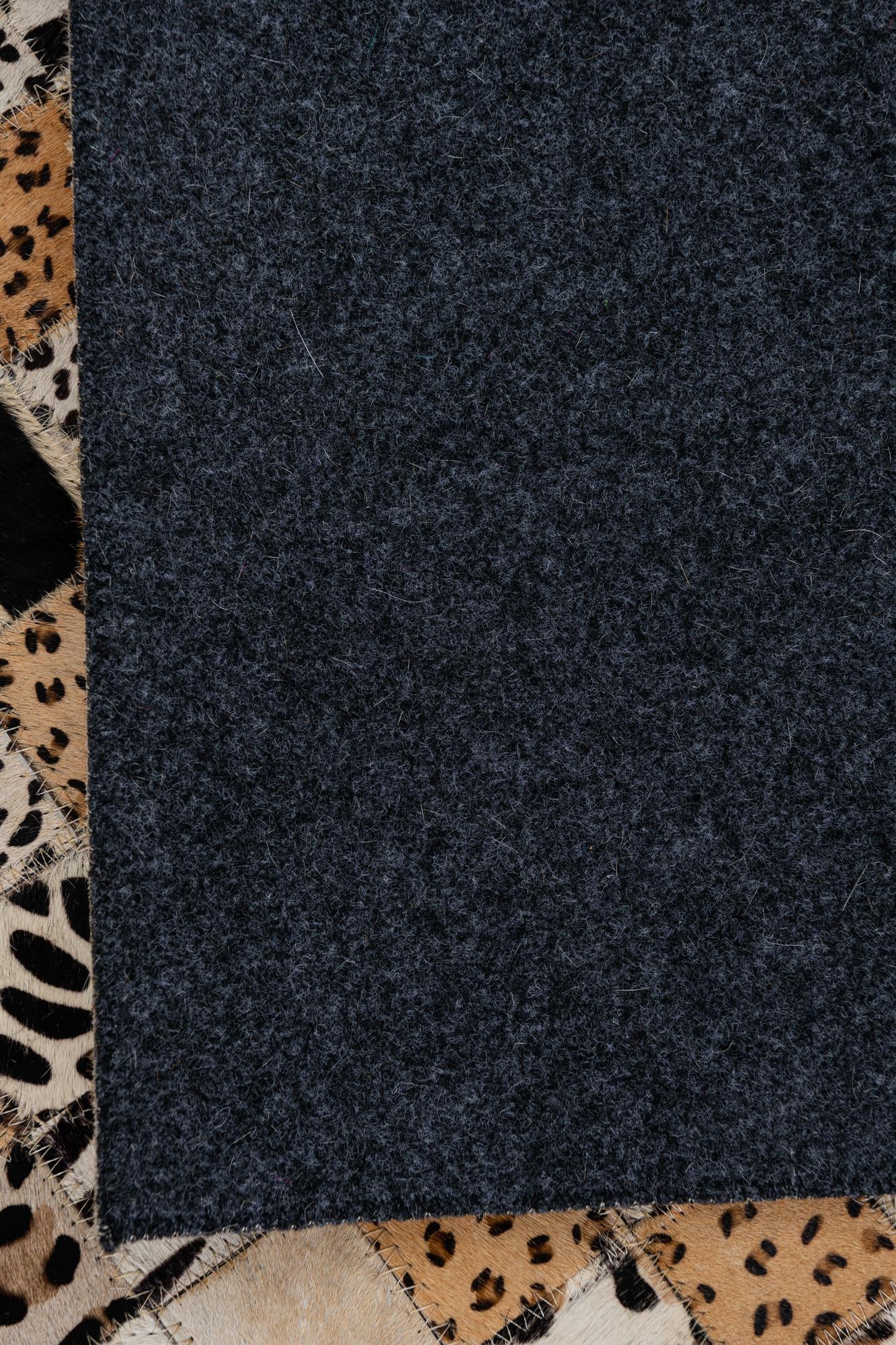 8' 2 x 10' Cowhide Leather Rug