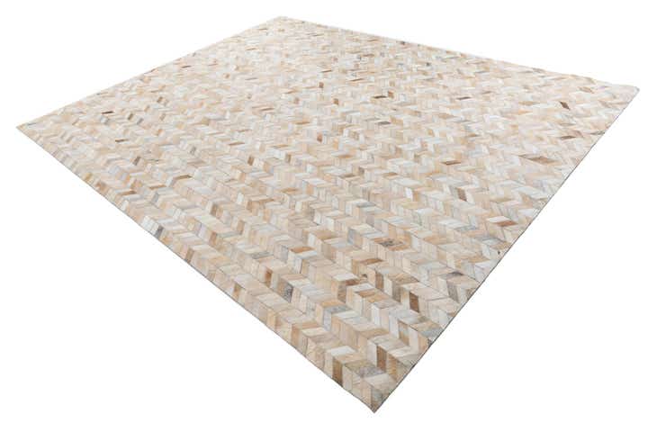 8' 1 x 10' Cowhide Leather Rug
