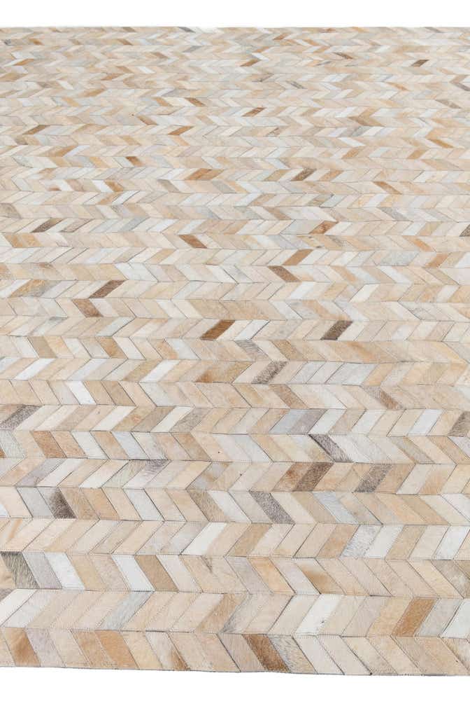 8' 1 x 10' Cowhide Leather Rug