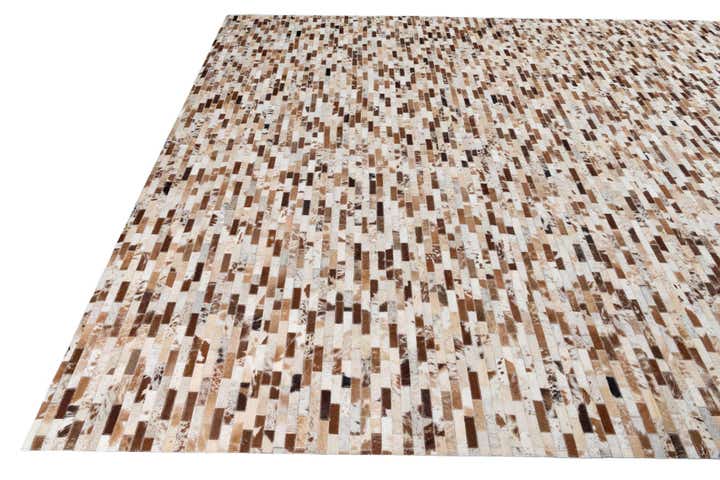 8' 1 x 10' Cowhide Leather Rug