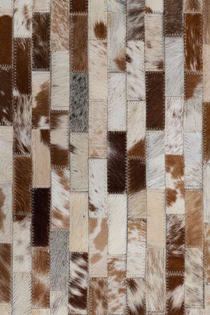 8' 1 x 10' Cowhide Leather Rug
