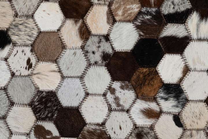 2' 1 x 3' Cowhide Leather Rug