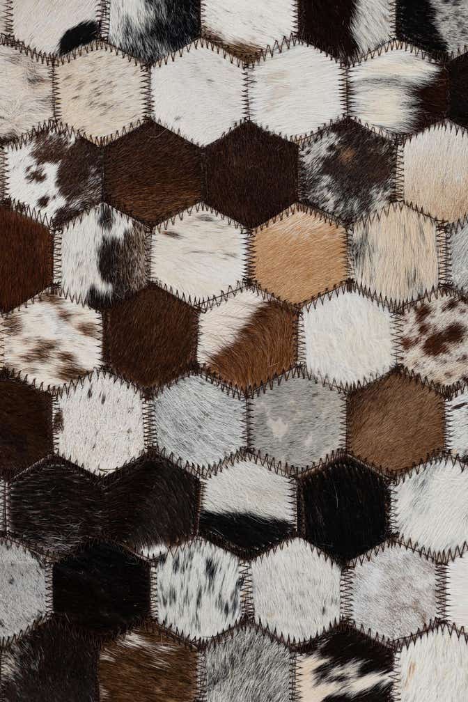 2' 1 x 3' Cowhide Leather Rug