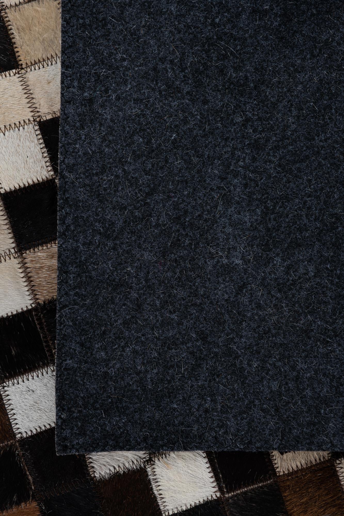 2' x 3' Cowhide Leather Rug
