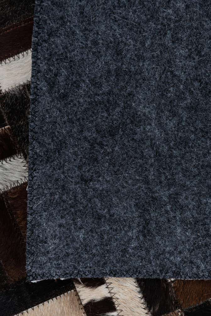2' x 3' Cowhide Leather Rug