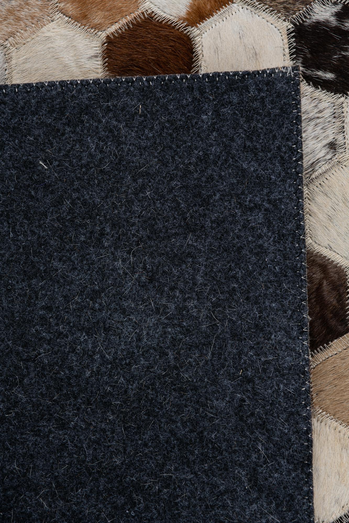 2' x 3' Cowhide Leather Rug