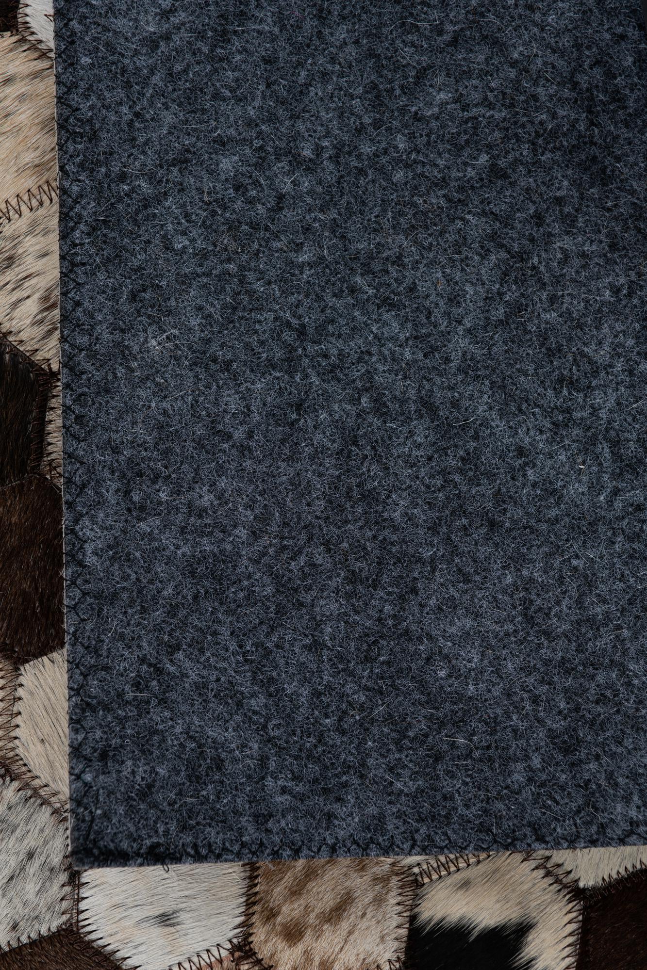 2' x 3' Cowhide Leather Rug