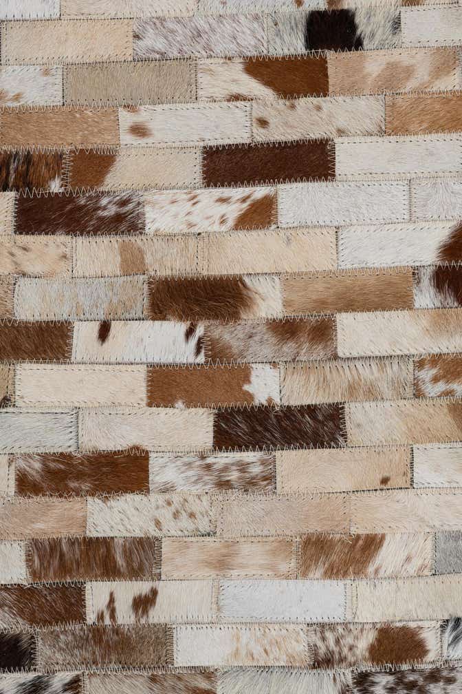 2' 1 x 3' Cowhide Leather Rug
