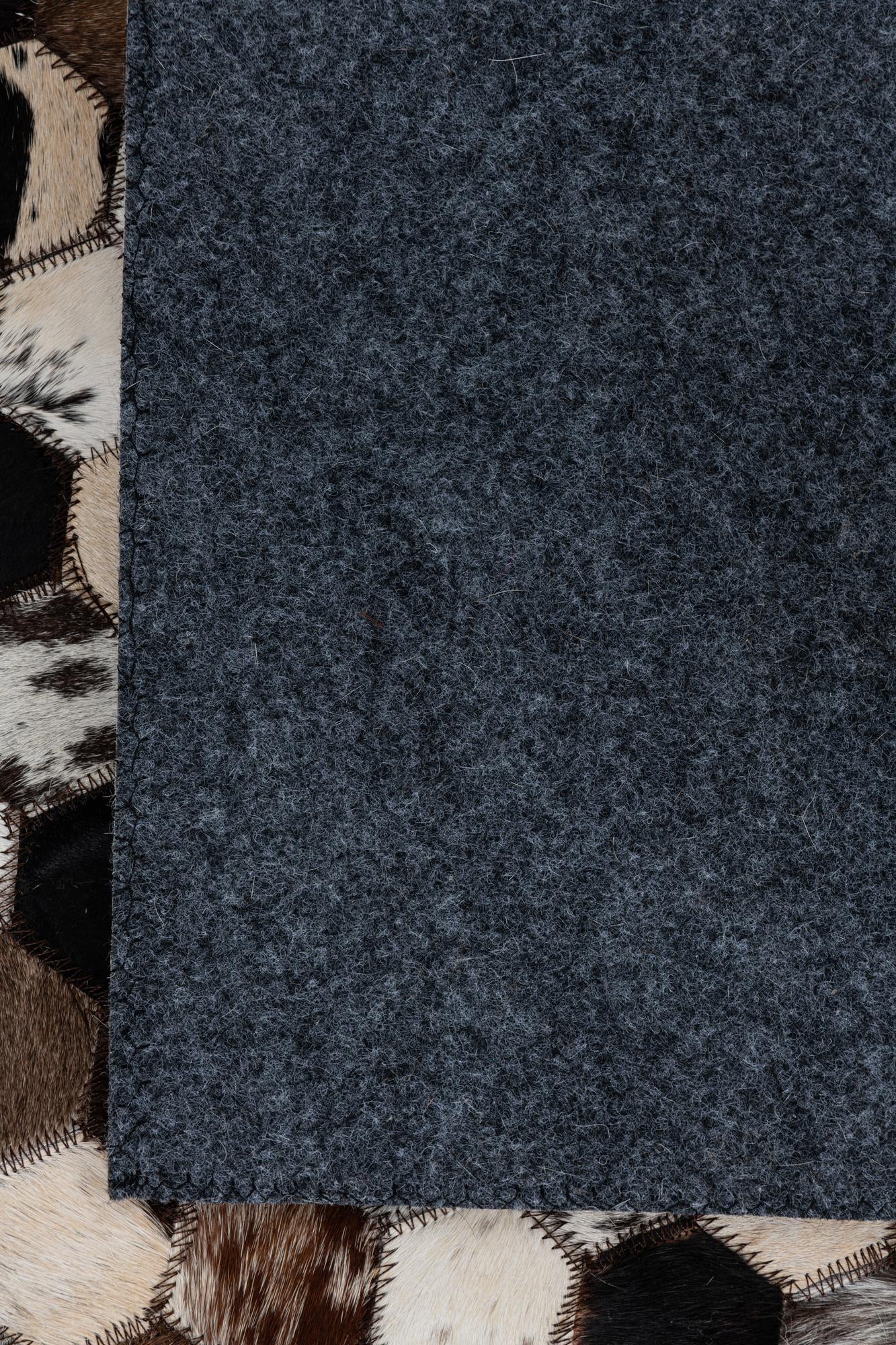 2' x 3' Cowhide Leather Rug