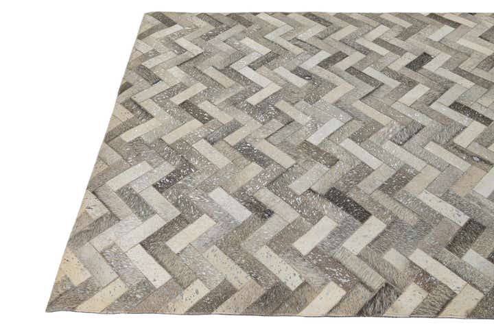 5' x 7' 10 Cowhide Leather Rug