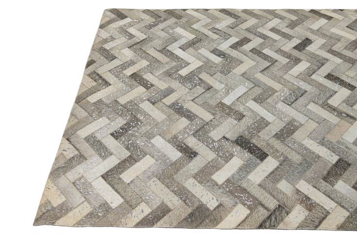Detail image of 5' x 7' 10 Cowhide Leather Rug