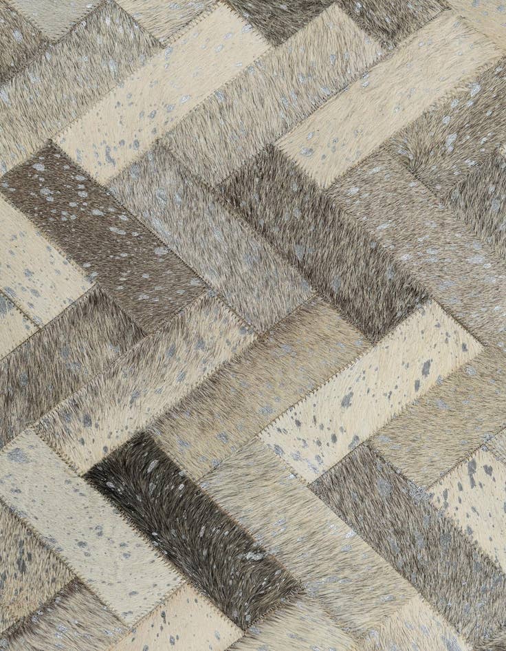 Detail image of 5' x 7' 10 Cowhide Leather Rug