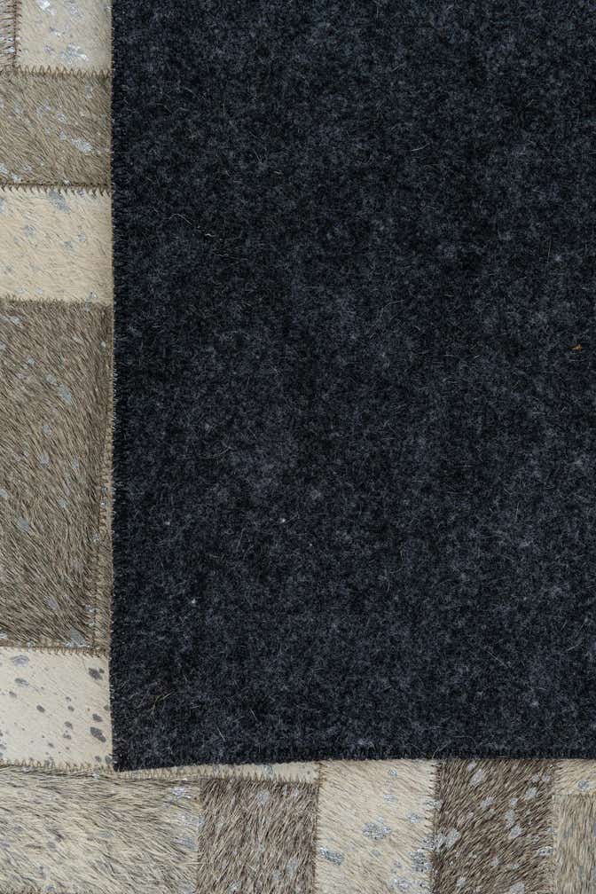 5' x 7' 10 Cowhide Leather Rug