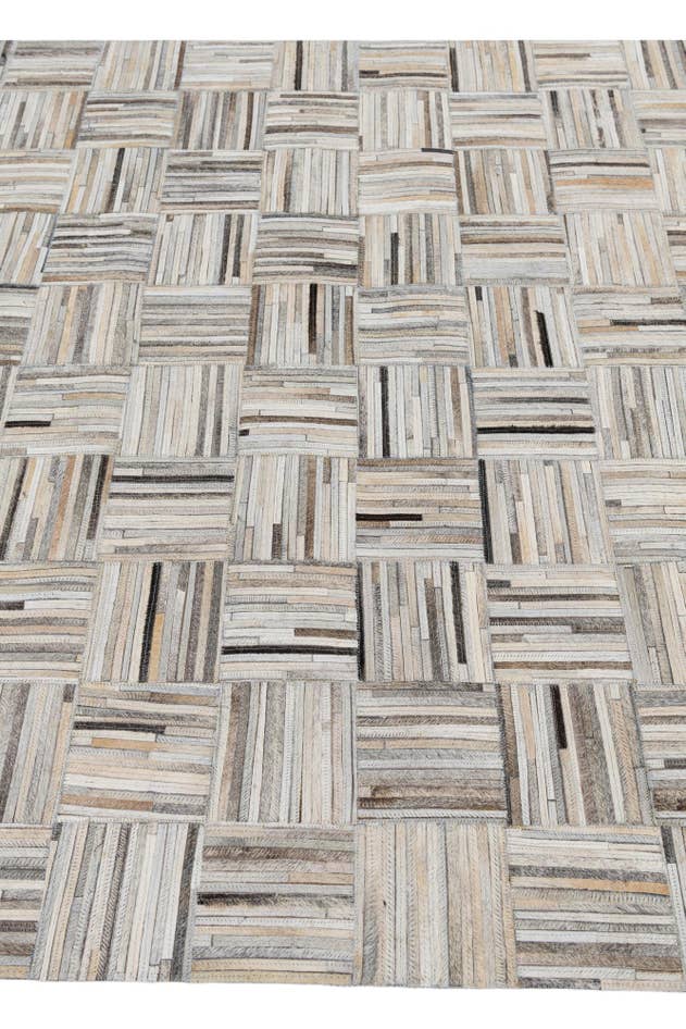 Detail image of 5' x 7' 10 Cowhide Leather Rug
