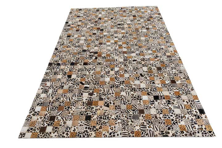 5' 1 x 8' Cowhide Leather Rug