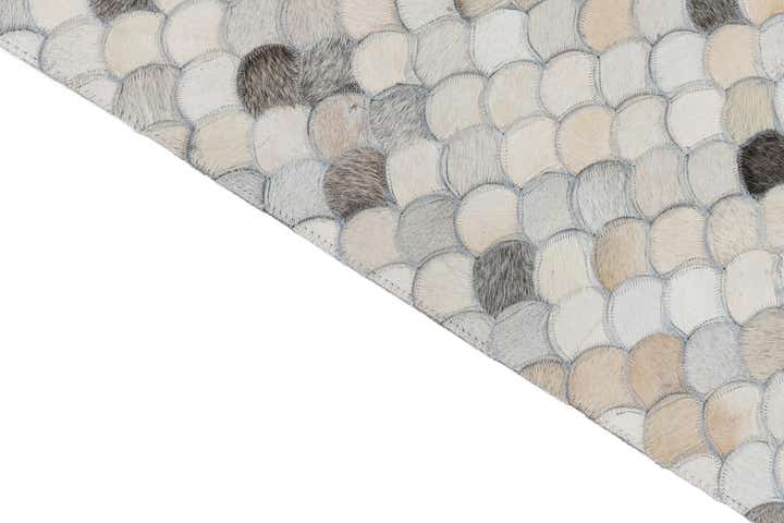 5' x 8' Cowhide Leather Rug
