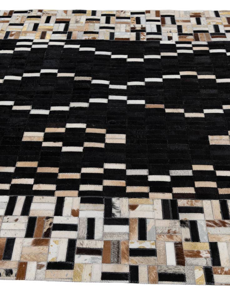 Detail image of 5' x 7' 10 Cowhide Leather Rug