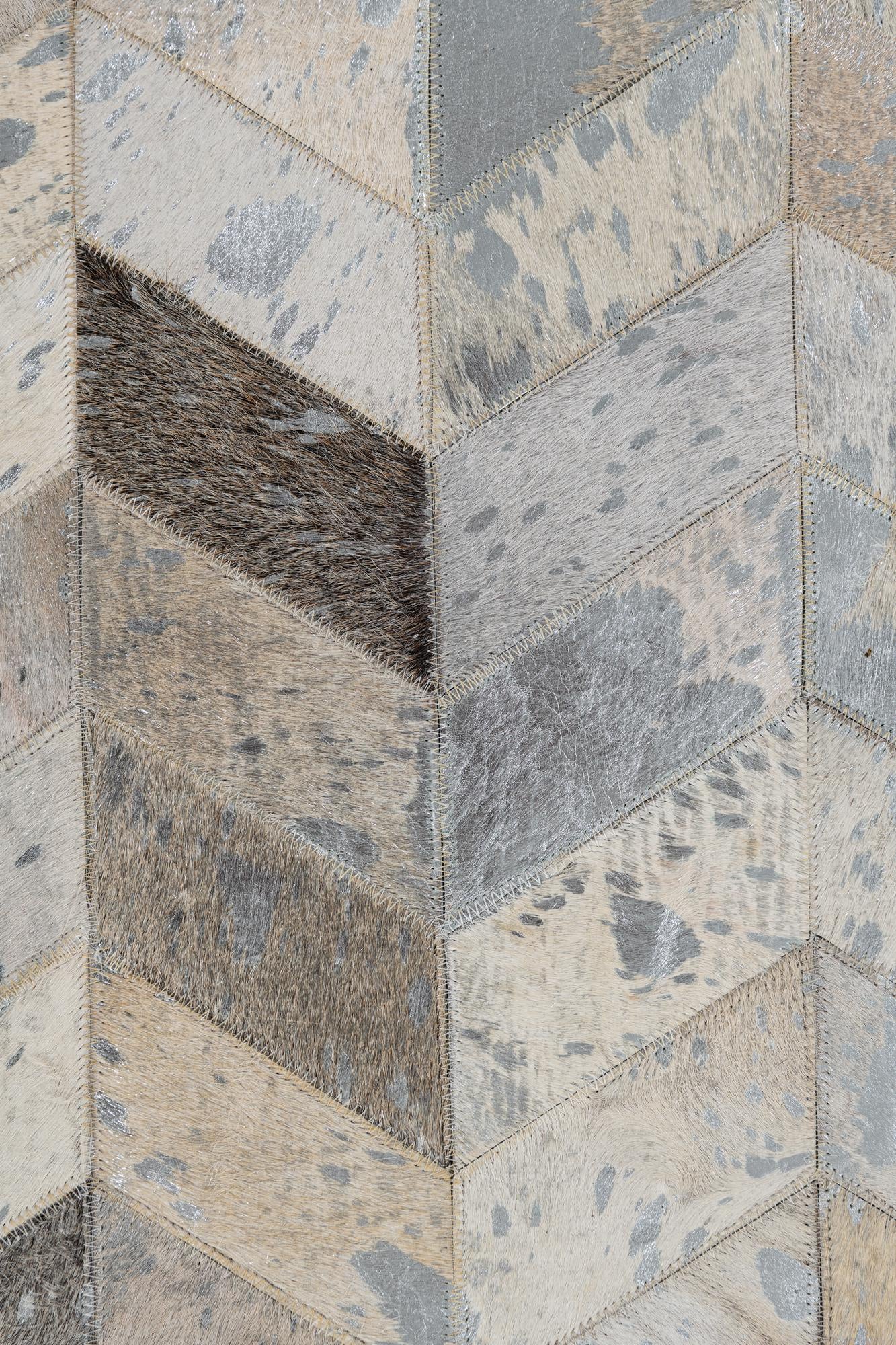 5' x 8' Cowhide Leather Rug