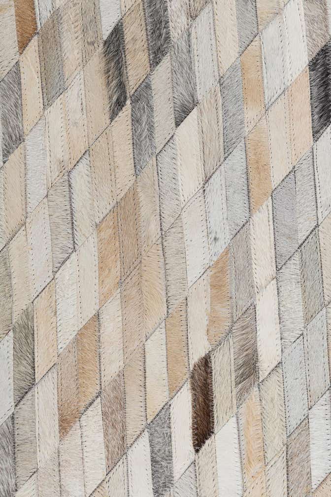 4' 10 x 7' 8 Cowhide Leather Rug