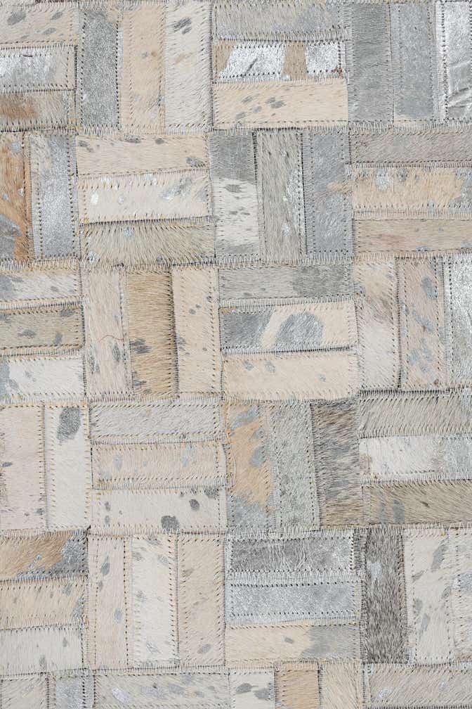 5' 1 x 7' 10 Cowhide Leather Rug