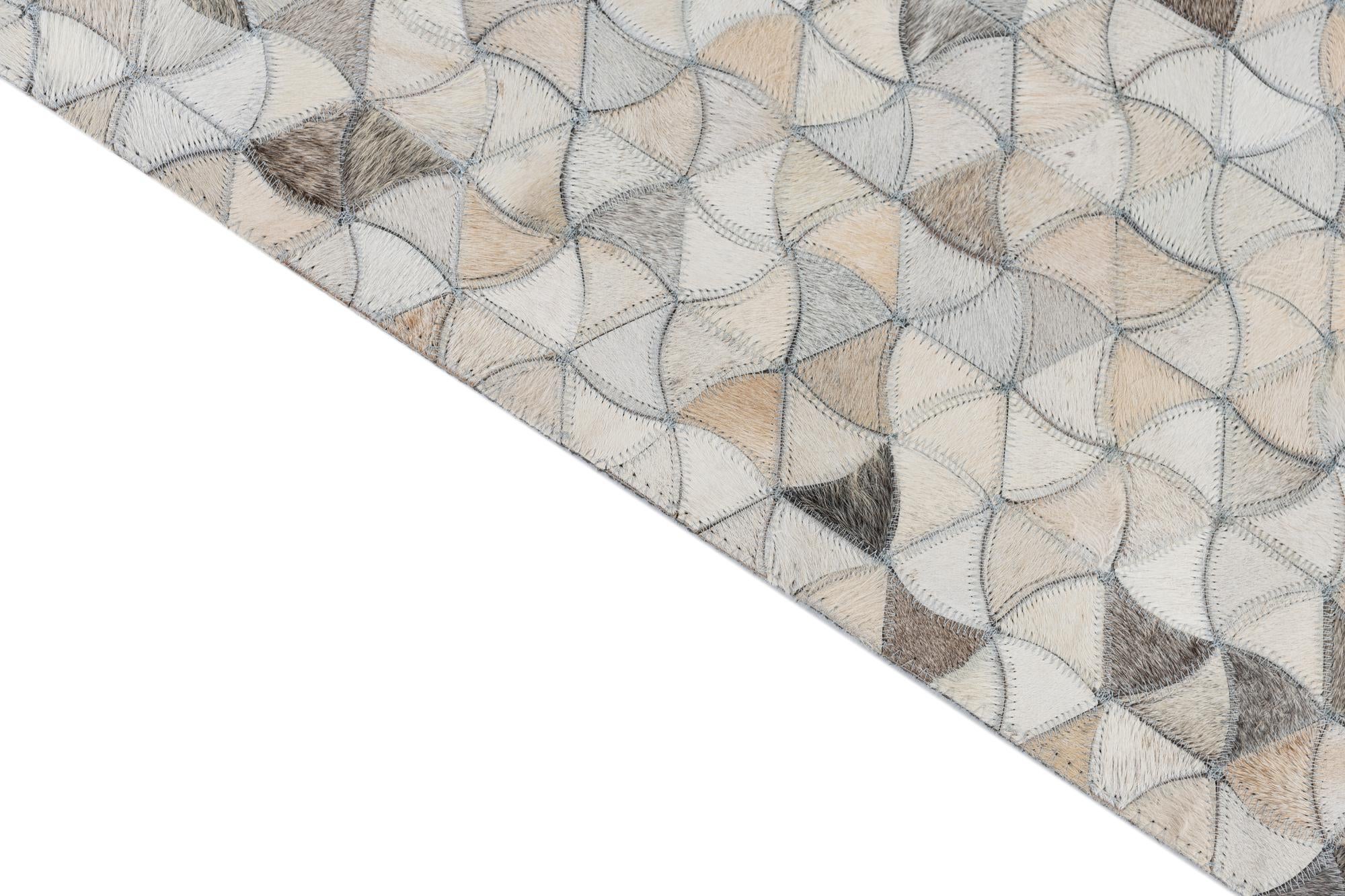 5' 2 x 8' Cowhide Leather Rug