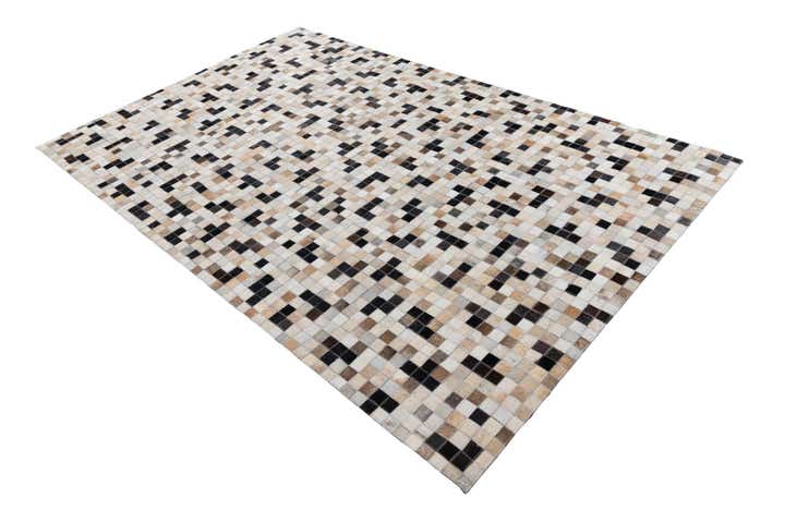 5' 1 x 8' Cowhide Leather Rug