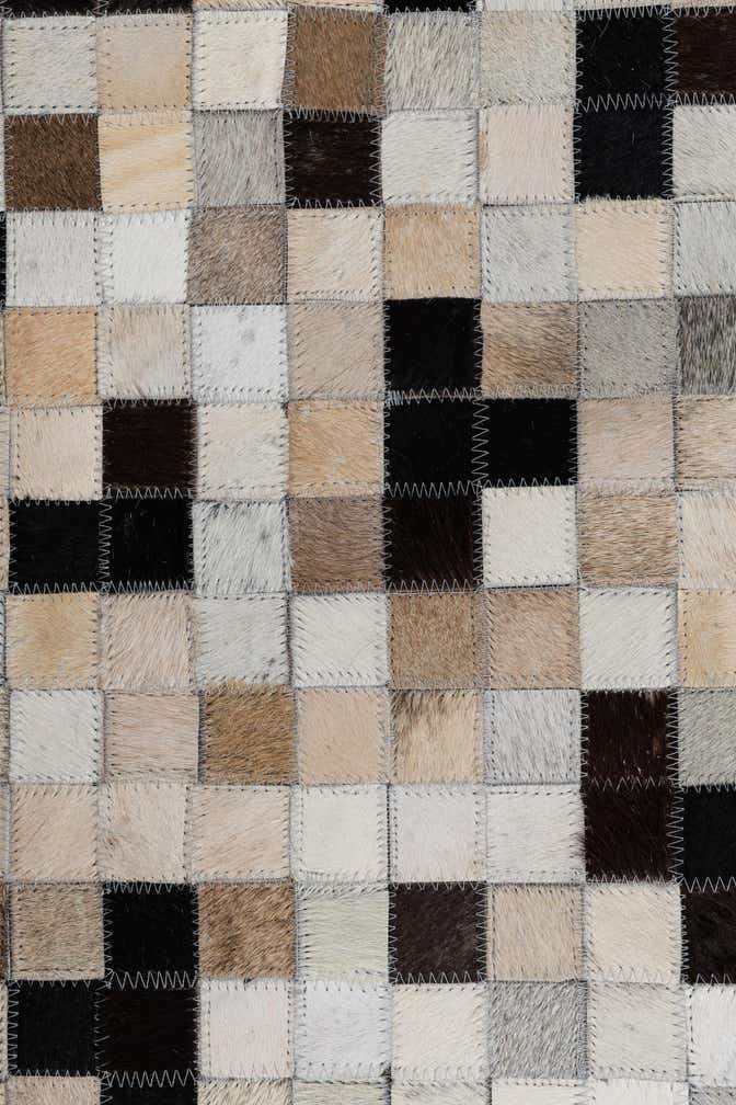 5' 1 x 8' Cowhide Leather Rug