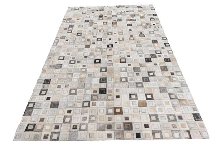 5' 2 x 8' Cowhide Leather Rug