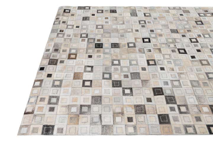 5' 2 x 8' Cowhide Leather Rug