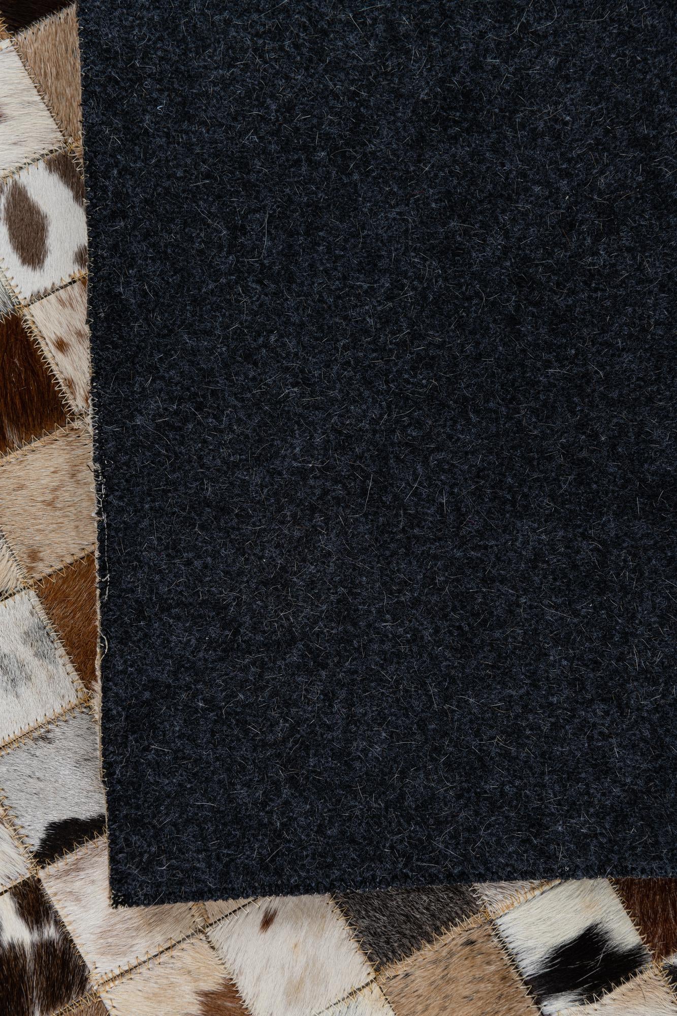5' x 8' Cowhide Leather Rug