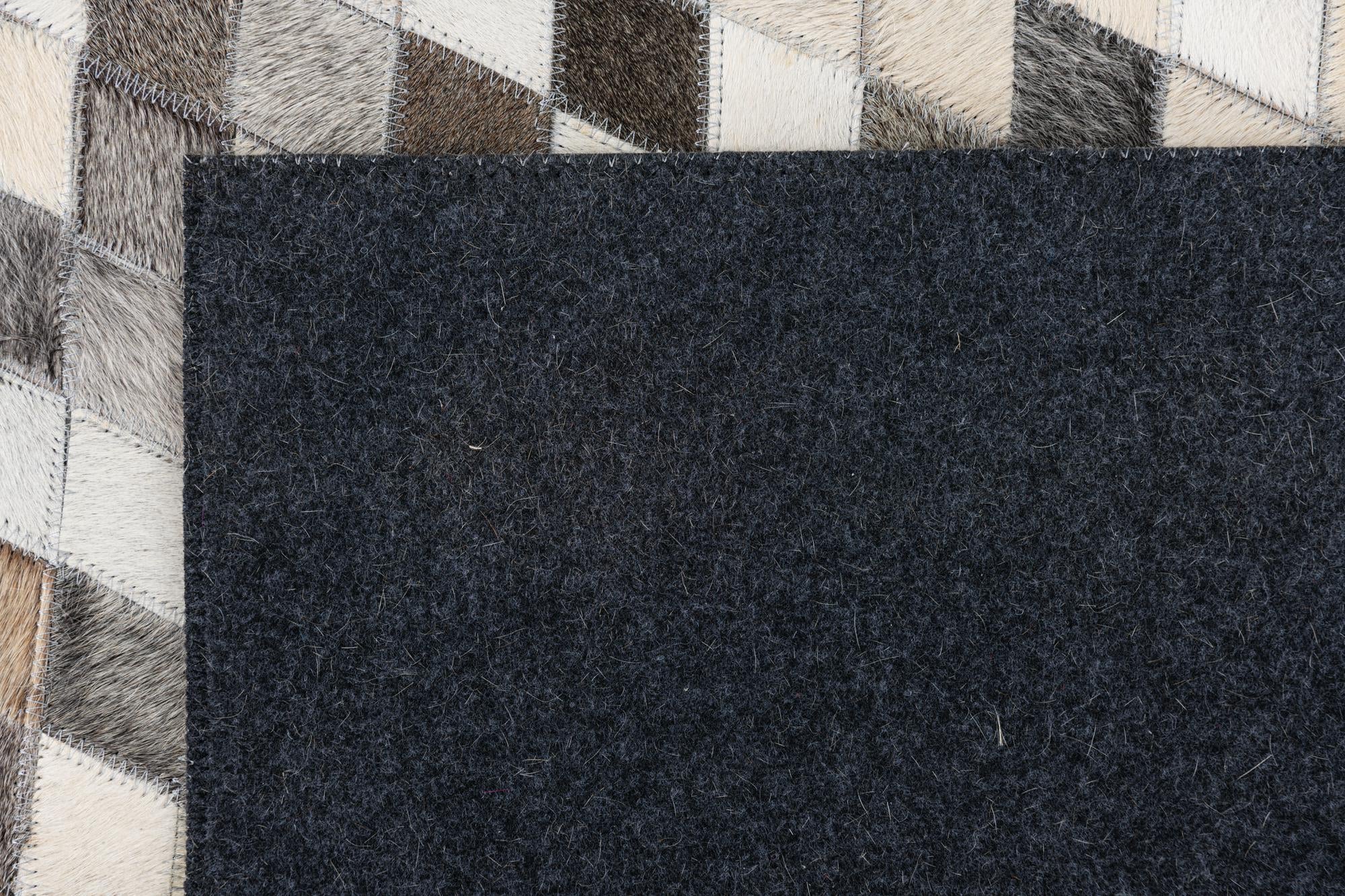 5' x 8' Cowhide Leather Rug