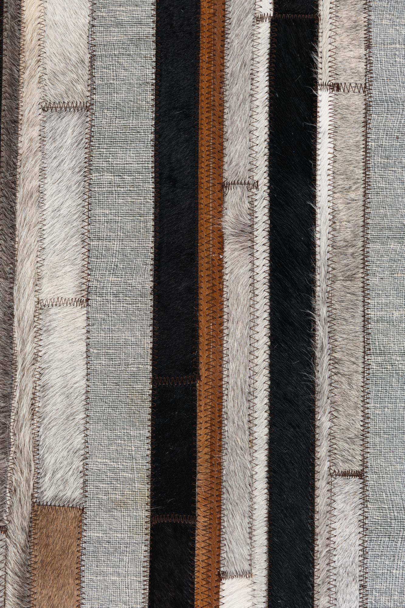 5' x 7' 10 Cowhide Leather Rug