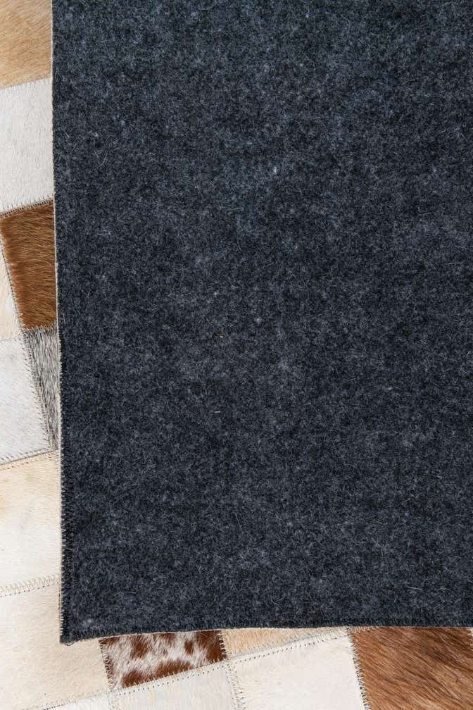 8' 1 x 10' Cowhide Leather Rug