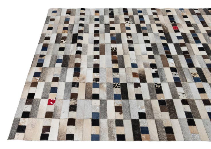 Detail image of 5' x 7' 10 Cowhide Leather Rug