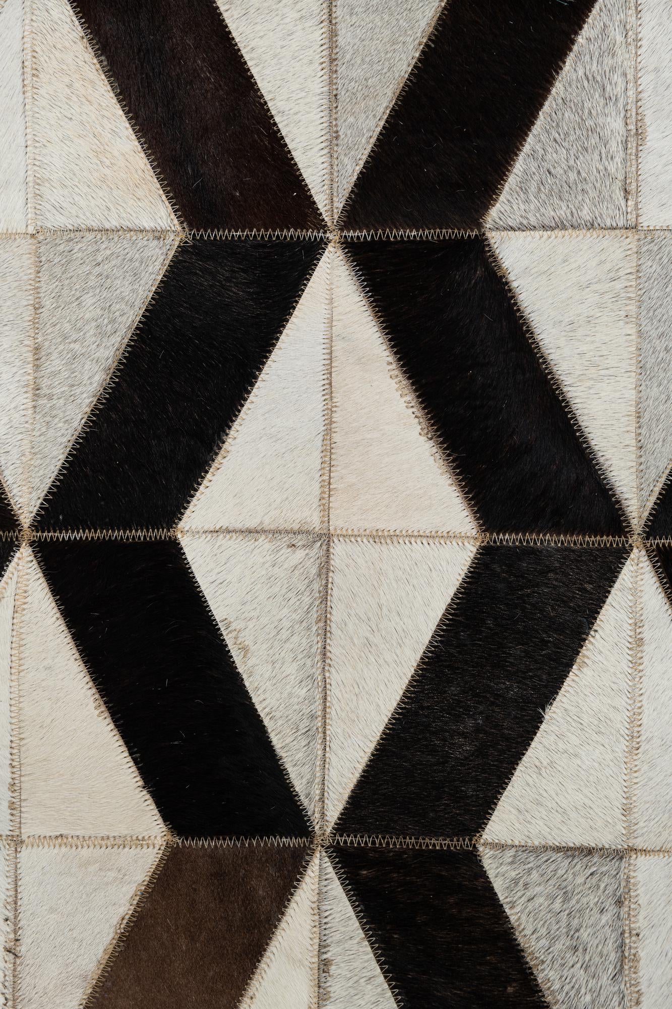 5' x 8' Cowhide Leather Rug