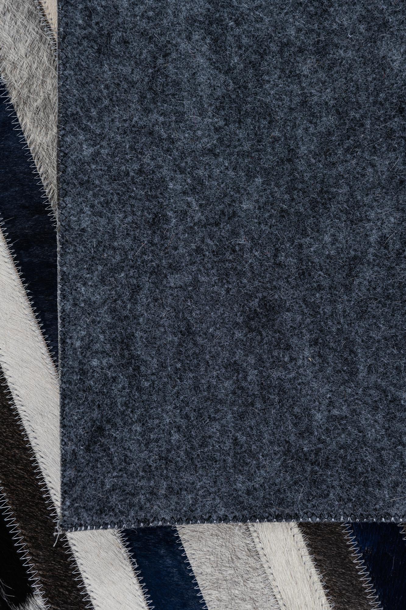 5' 2 x 8' Cowhide Leather Rug